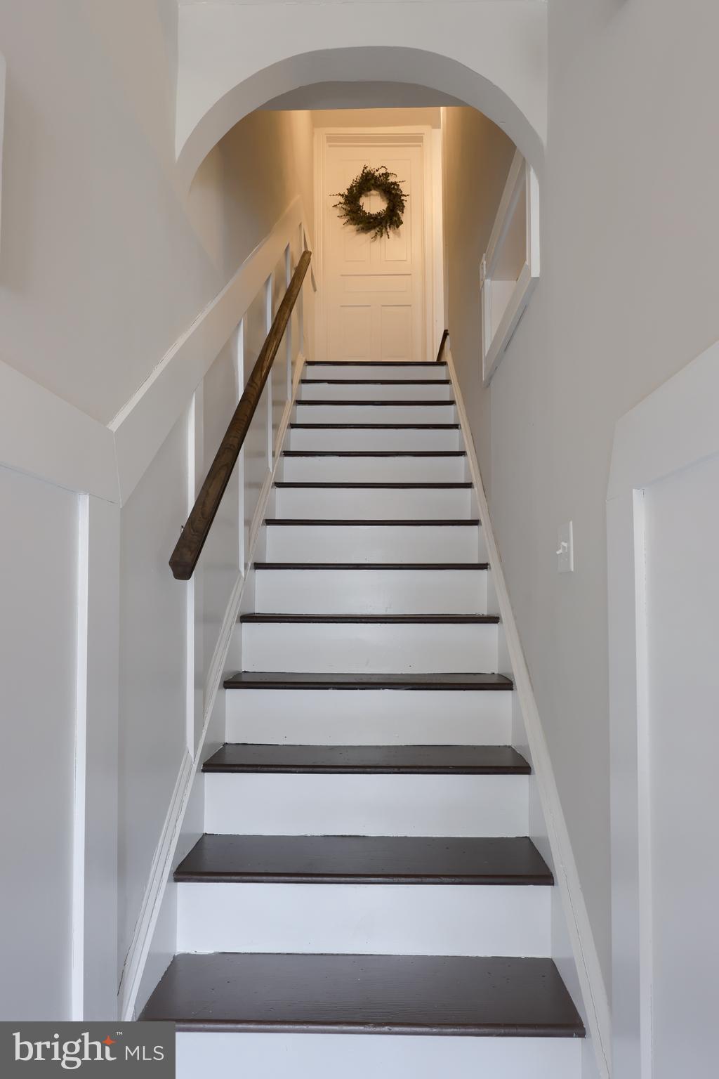 119 South Cedar Street Lititz, PA 17543 - Photo 13 of 22 a view of entryway