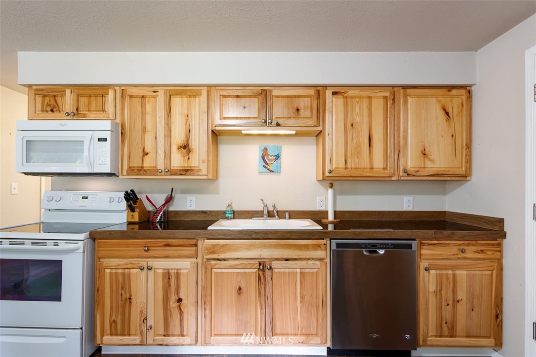 46330 Baker Loop Road Concrete, WA 98237 - Photo 11 of 27 Gallery Image 11