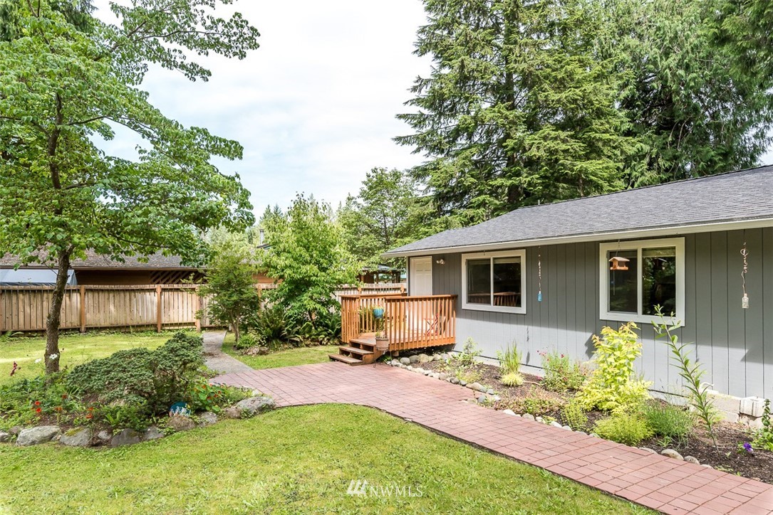 46330 Baker Loop Road Concrete, WA 98237 - Photo 4 of 27 Gallery Image 4