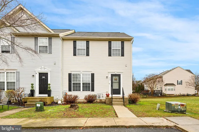 $295,000 | 429 Sequoia Drive, Smyrna, DE 19977