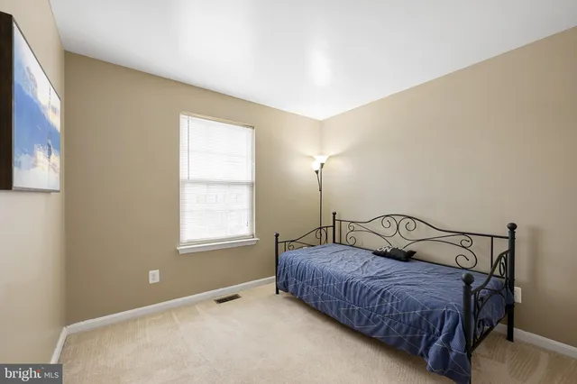 $295,000 | 429 Sequoia Drive, Smyrna, DE 19977