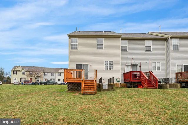 $295,000 | 429 Sequoia Drive, Smyrna, DE 19977