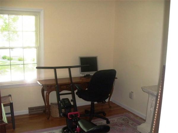 186 Florence Road Lowell, MA 01851 - Photo 11 of 12 Gallery Image 11