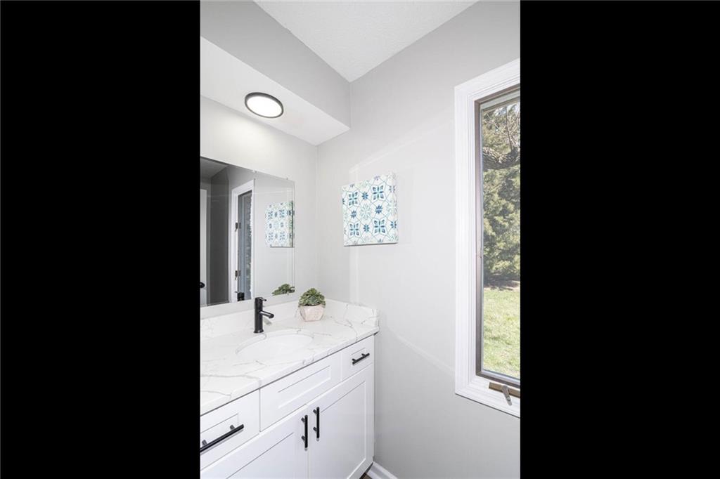 8815 Fathom Crest Indianapolis, IN 46256 - Photo 20 of 33