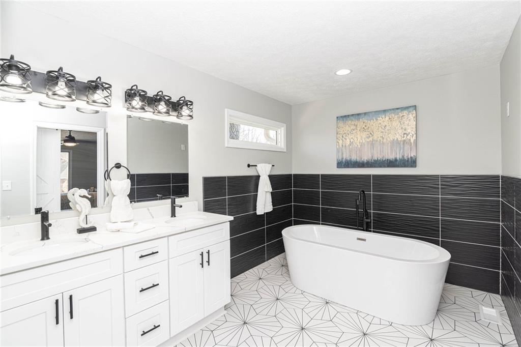 8815 Fathom Crest Indianapolis, IN 46256 - Photo 24 of 33