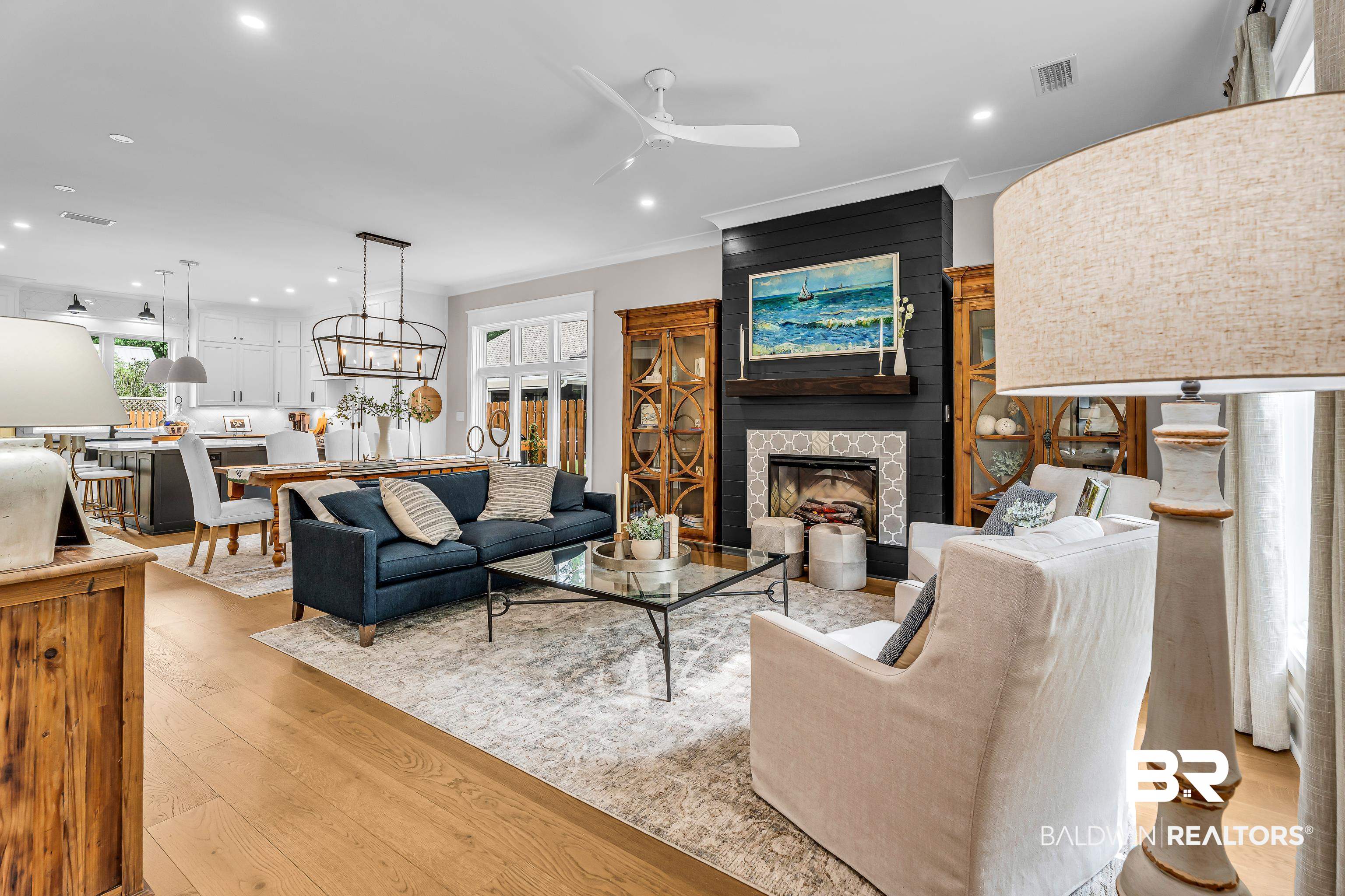 20279 Bishop Road Fairhope, AL 36532 - Photo 6 of 42 Living Room