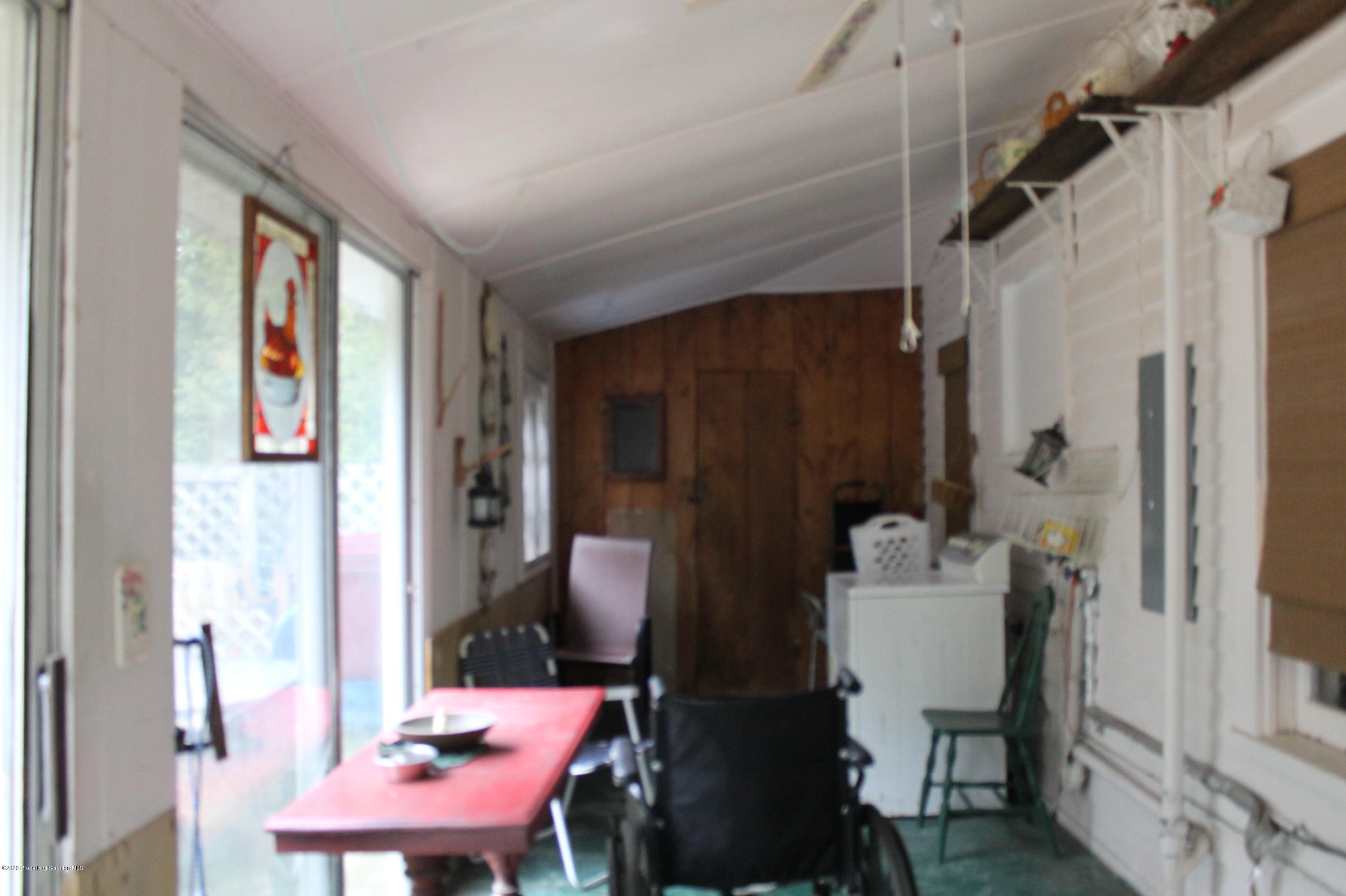 265 East Sterling Road Newfoundland, PA 18445 - Photo 10 of 18 Gallery Image 10