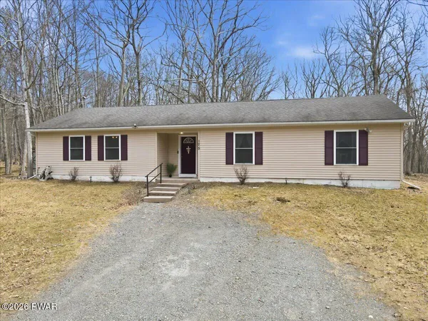 $2,000 | 175 Oak Hill Road, Hawley, PA 18428