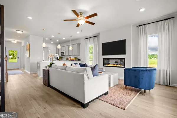 $294,995 | 505 Lamplight Drive, Warner Robins, GA 31008