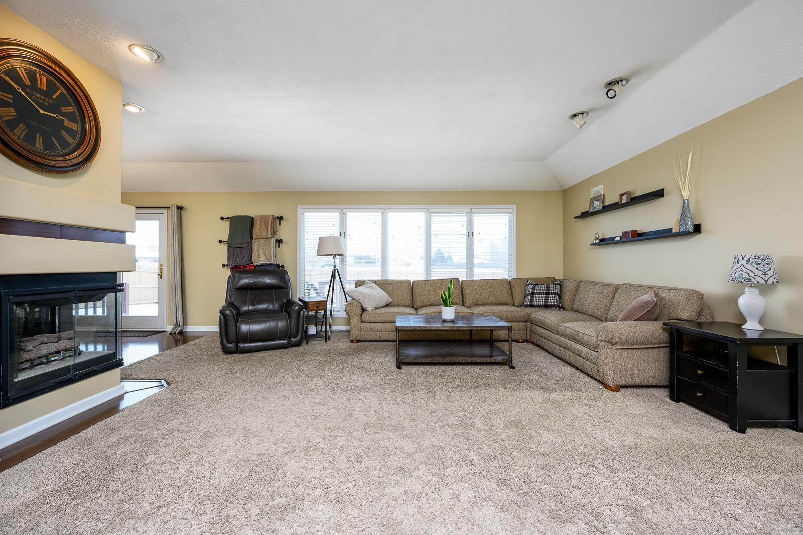 831 Autumn Ridge Lane Fort Wayne, IN 46804 - Photo 16 of 35 Gallery Image 16