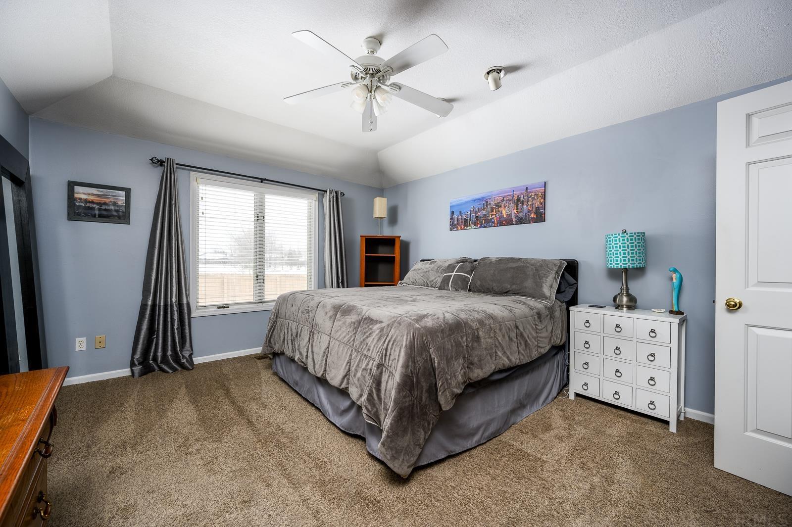 831 Autumn Ridge Lane Fort Wayne, IN 46804 - Photo 10 of 35 Gallery Image 10