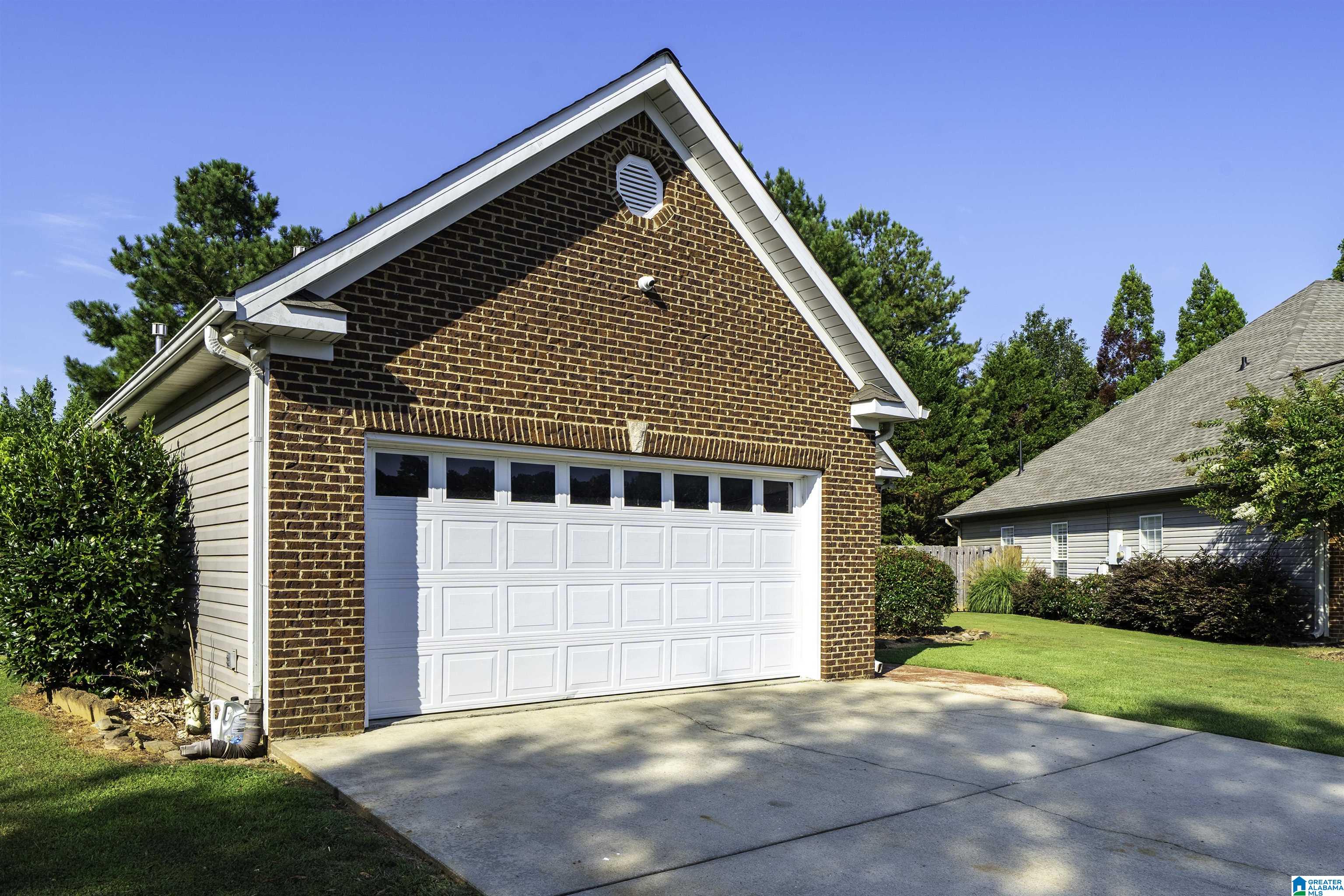 100 Trellis Circle Springville, AL 35146 - Photo 3 of 28