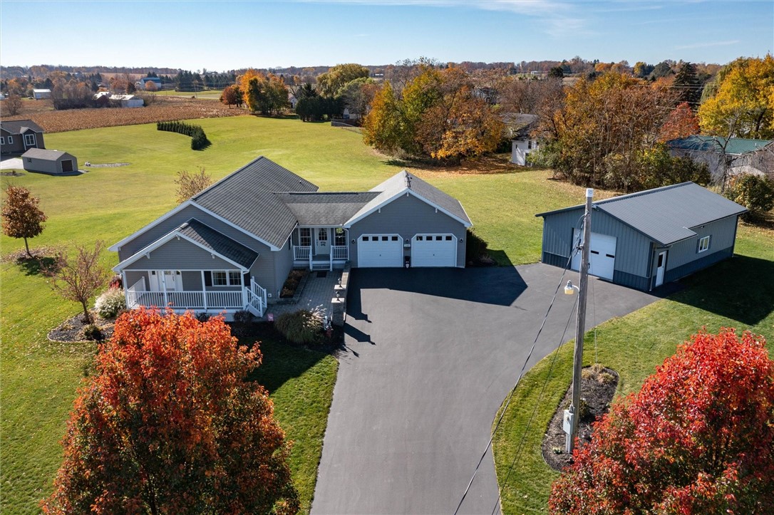 348 Middle Road, Caledonia, NY 14423 Compass