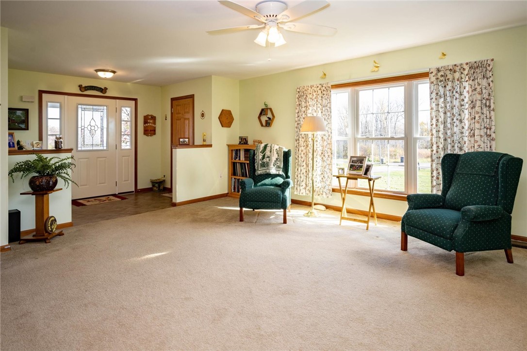 348 Middle Road Caledonia, NY 14423 - Photo 15 of 38