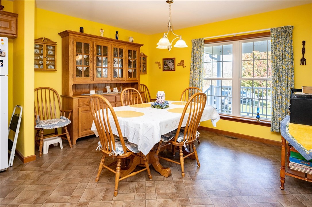 348 Middle Road Caledonia, NY 14423 - Photo 17 of 38