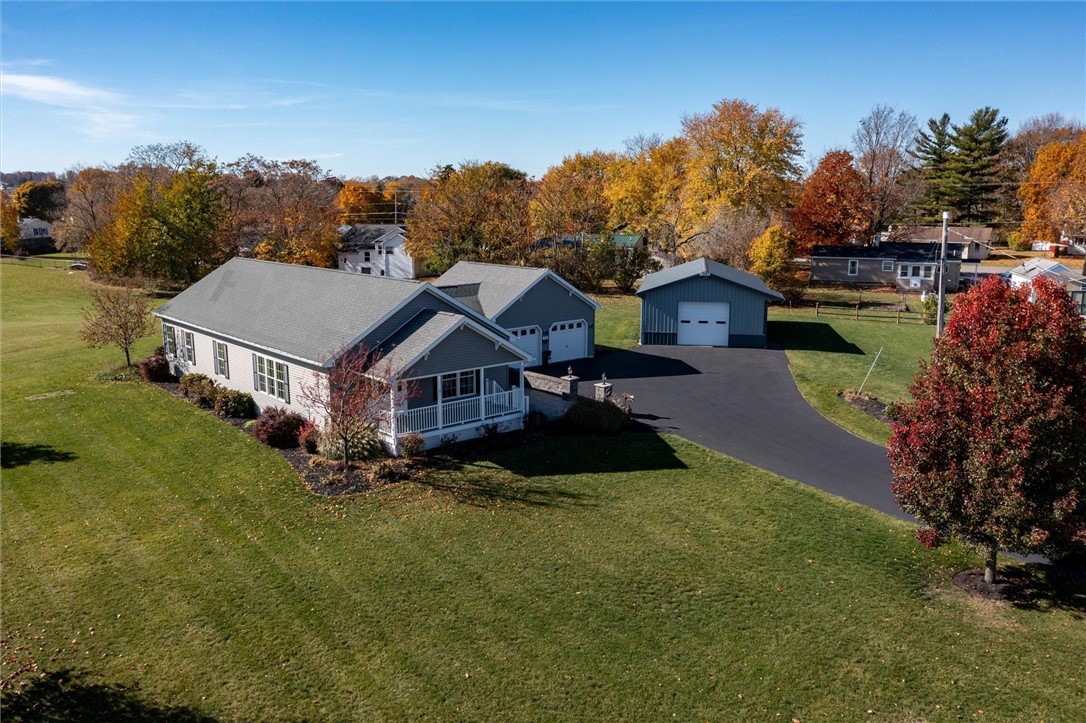 348 Middle Road Caledonia, NY 14423 - Photo 3 of 38