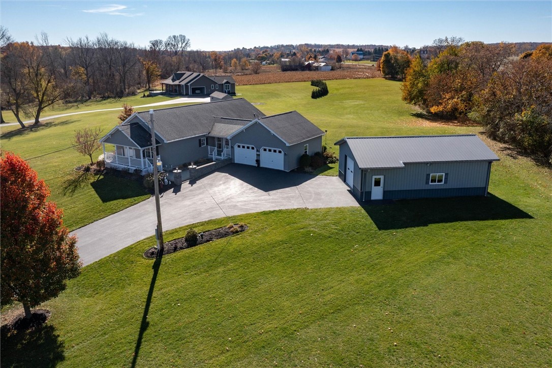 348 Middle Road Caledonia, NY 14423 - Photo 4 of 38