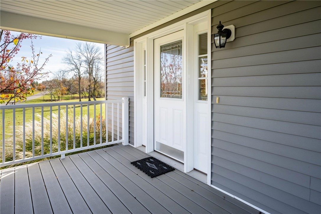 348 Middle Road Caledonia, NY 14423 - Photo 9 of 38