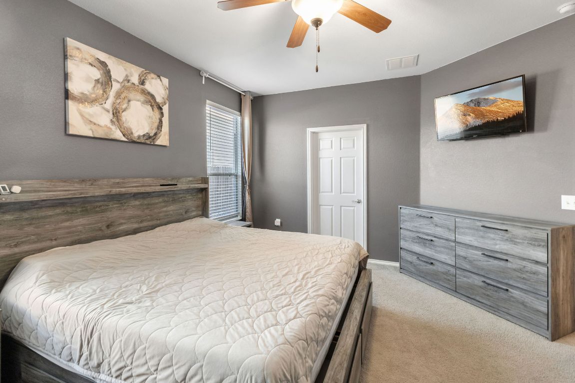 10904 Roderick Lawson Lane Austin, TX 78754 - Photo 18 of 31