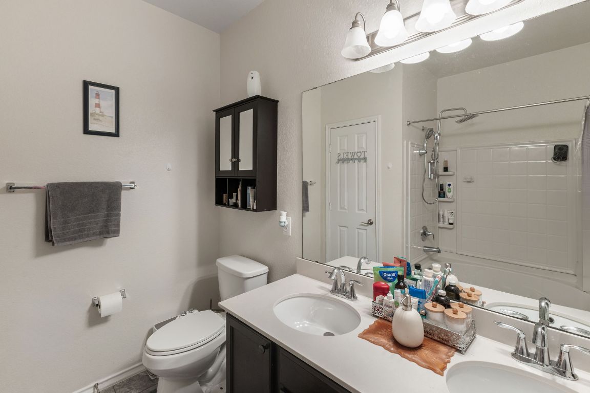 10904 Roderick Lawson Lane Austin, TX 78754 - Photo 19 of 31