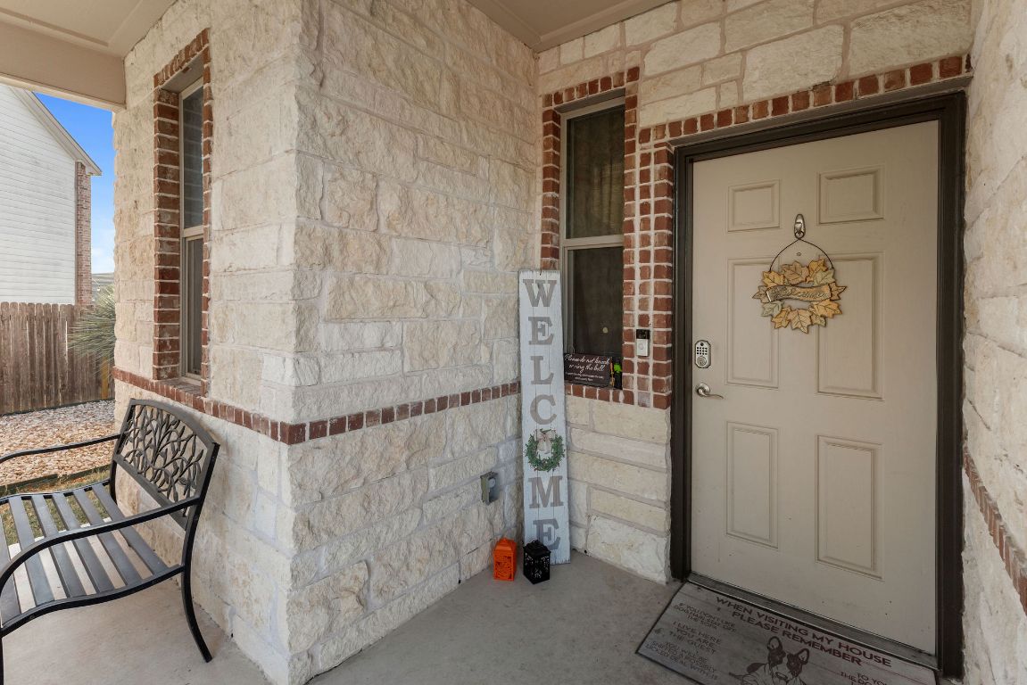 10904 Roderick Lawson Lane Austin, TX 78754 - Photo 7 of 31