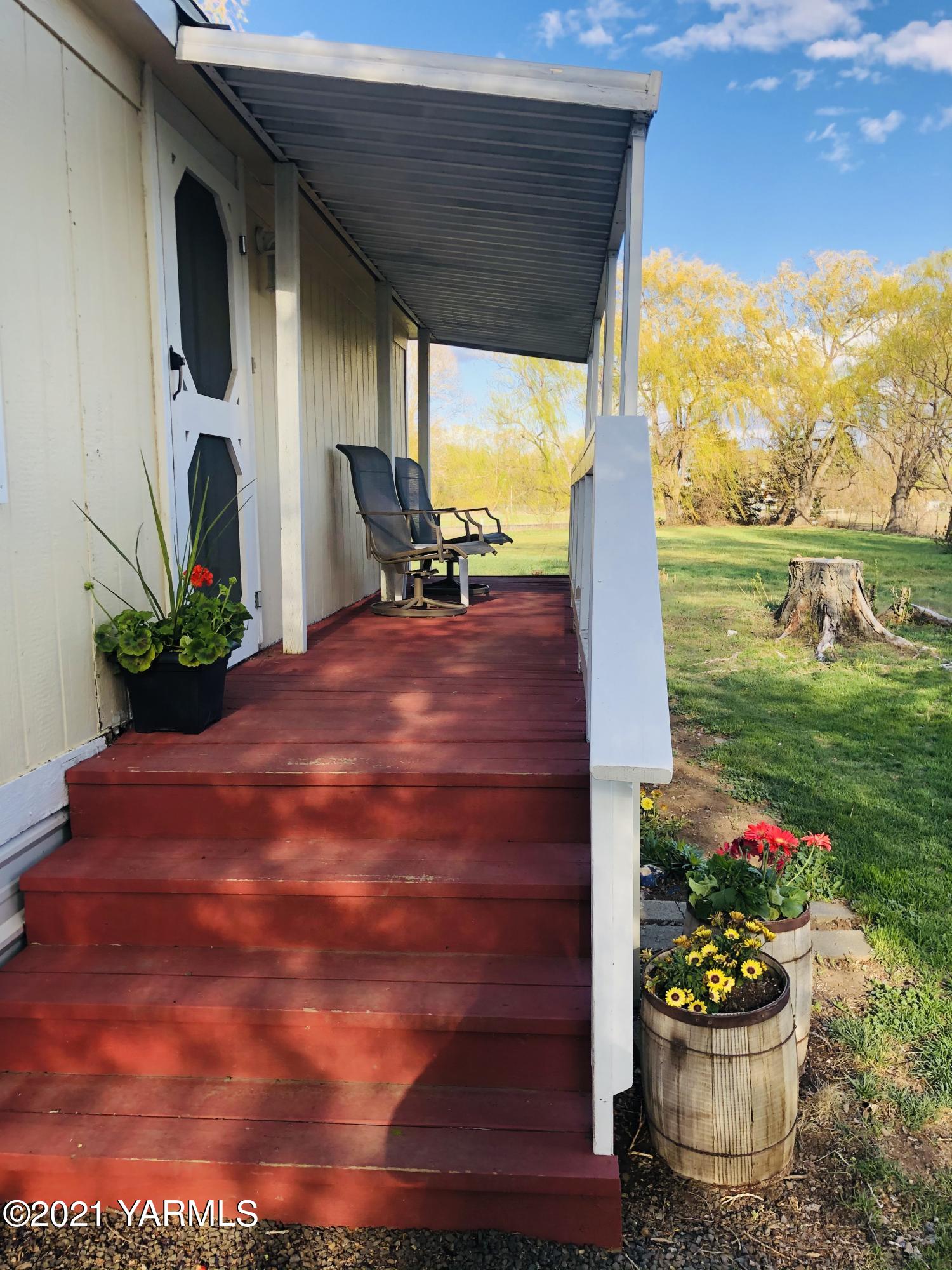13807 Knox Road Yakima, WA 98908 - Photo 14 of 30