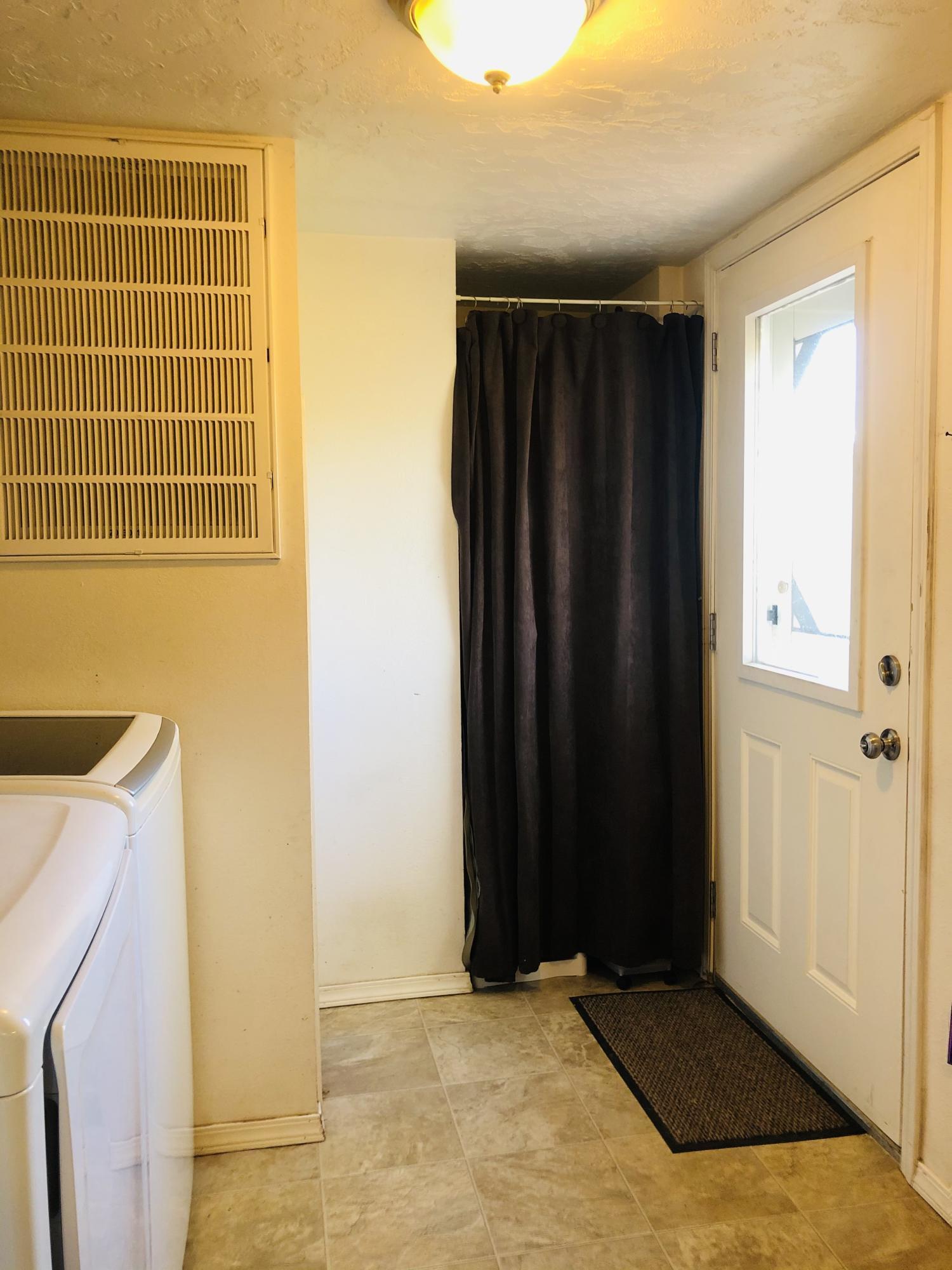 13807 Knox Road Yakima, WA 98908 - Photo 30 of 30 a view of utility room