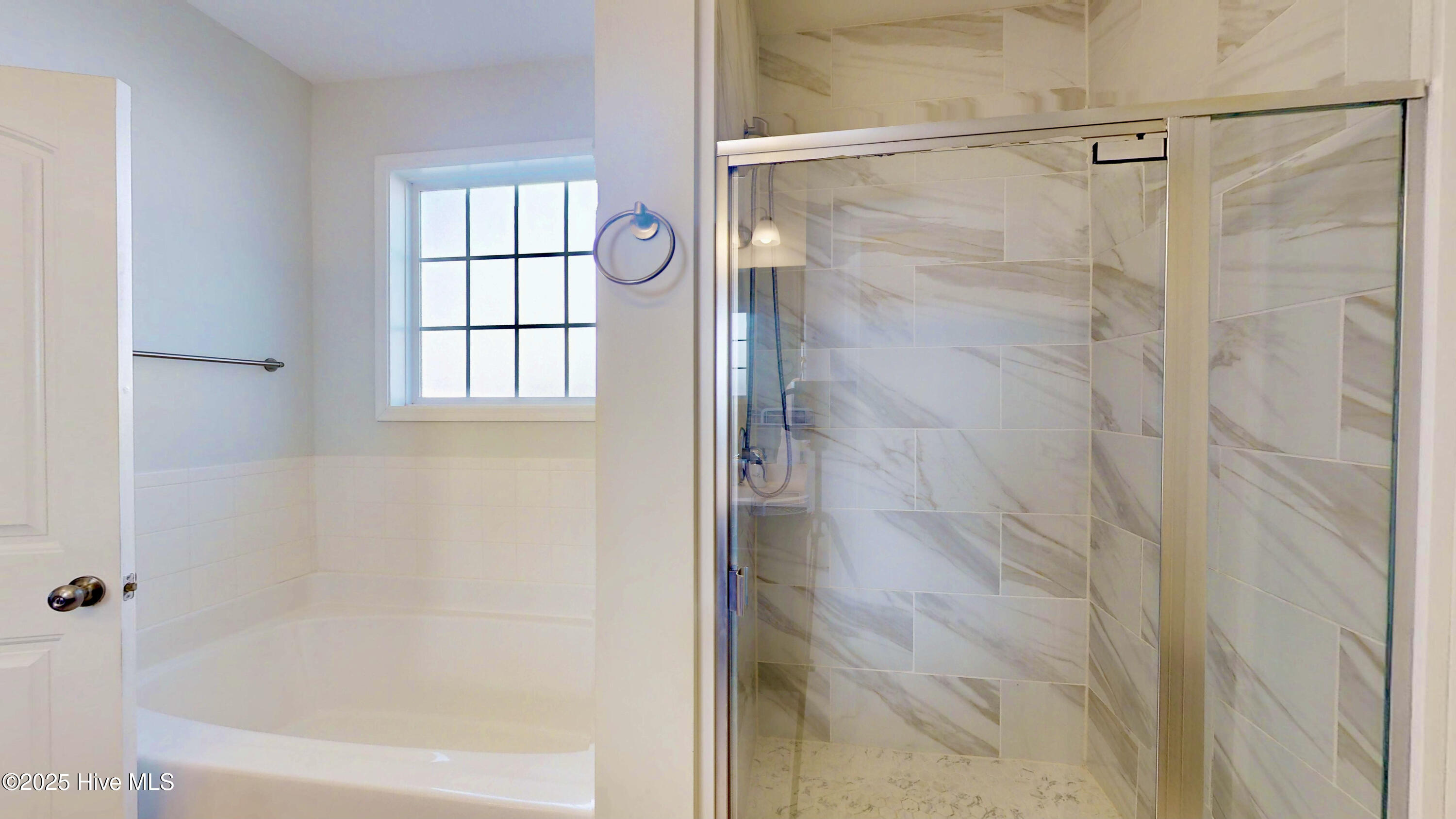 3363 Kellerton Place Wilmington, NC 28409 - Photo 12 of 32 Owners Suite Bathroom 2