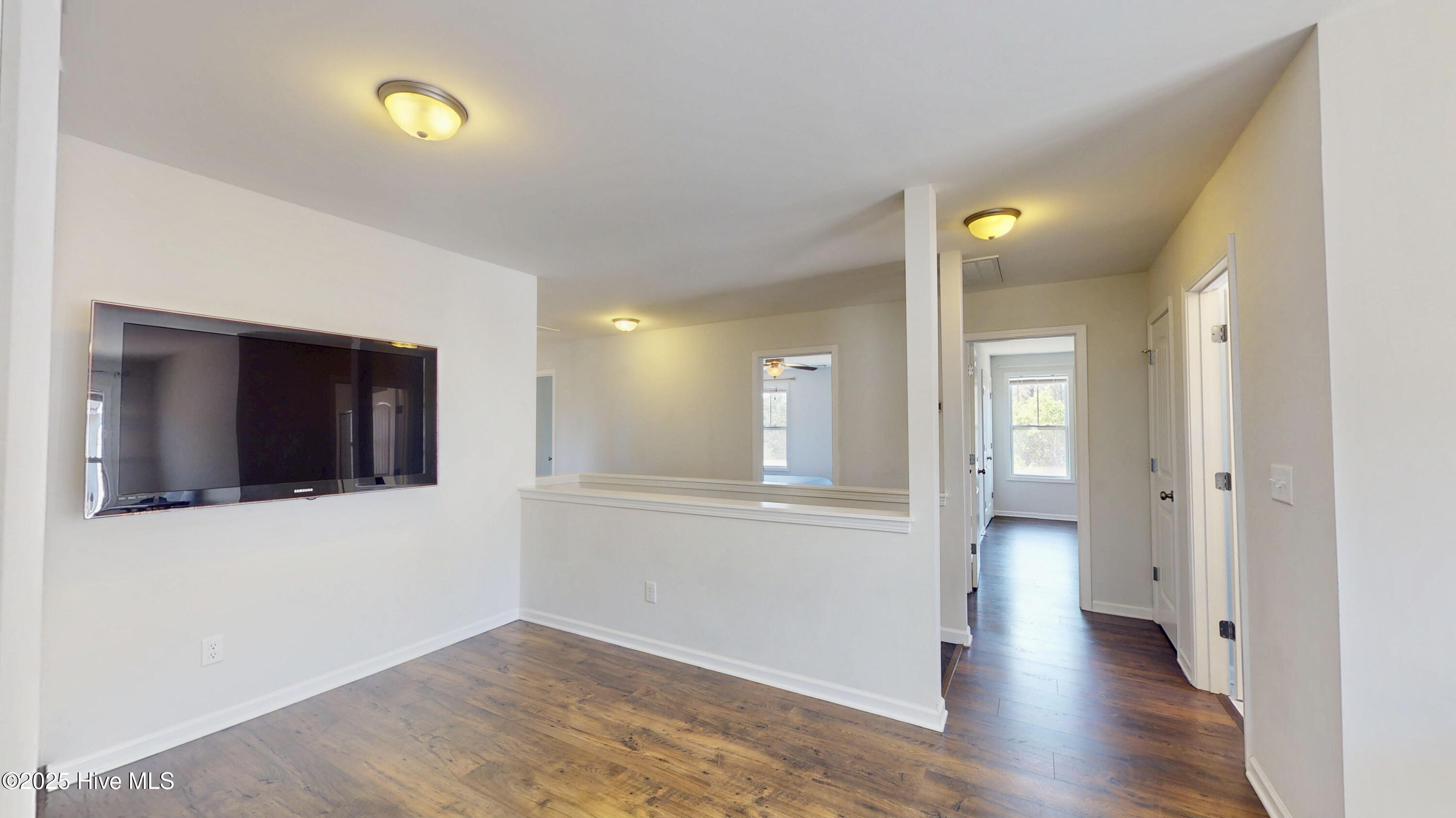 3363 Kellerton Place Wilmington, NC 28409 - Photo 14 of 32 Loft Area Entrance