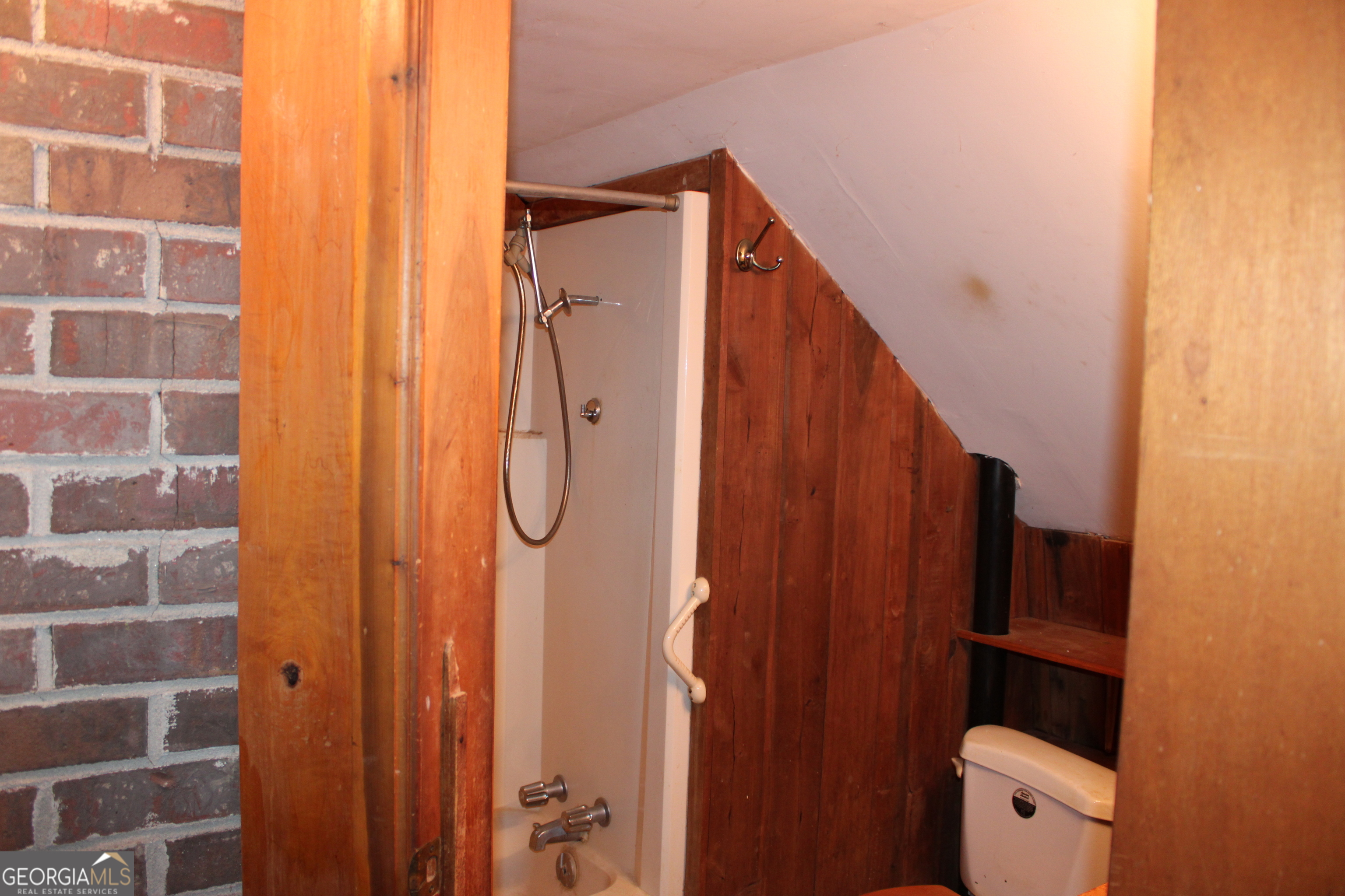 3595 Gumlog Road Martin, GA 30557 - Photo 2 of 8