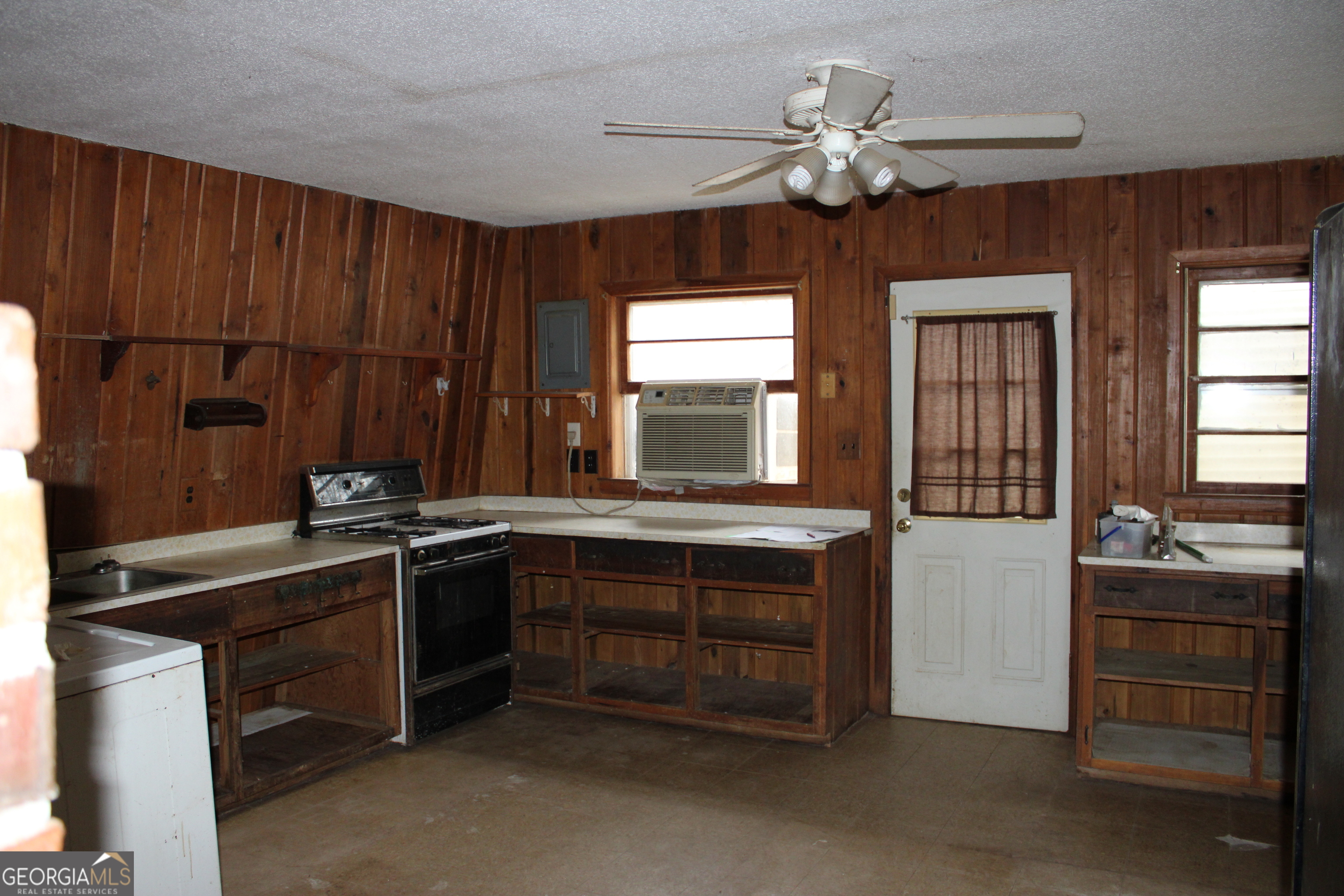 3595 Gumlog Road Martin, GA 30557 - Photo 4 of 8