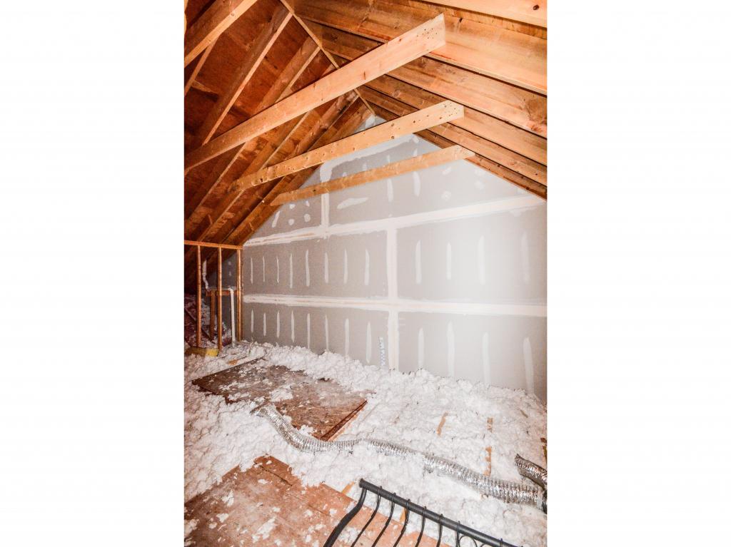 8 Shaker Hill Road Hooksett, NH 03106 - Photo 22 of 28