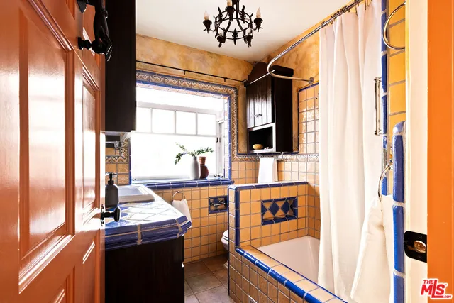 $1,495,000 | 295 Marguerita Lane, Pasadena, CA 91106