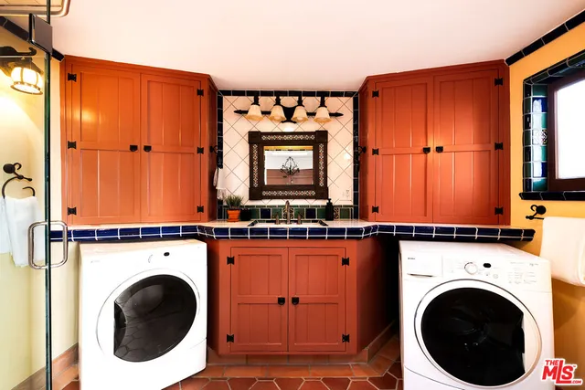 $1,495,000 | 295 Marguerita Lane, Pasadena, CA 91106