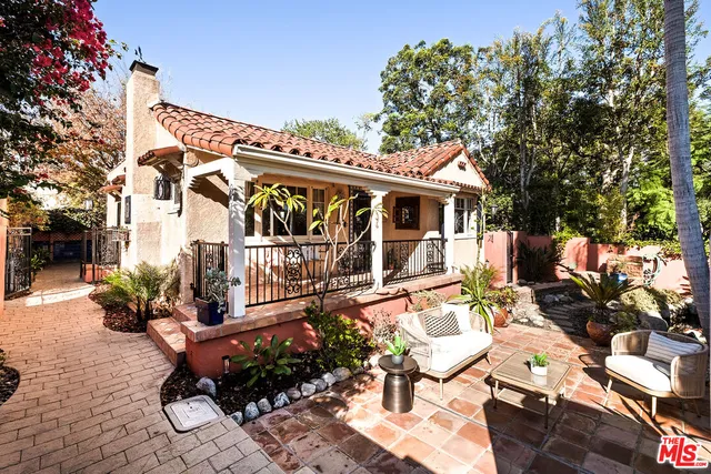 $1,495,000 | 295 Marguerita Lane, Pasadena, CA 91106