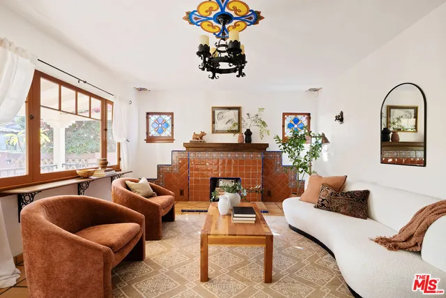 $1,495,000 | 295 Marguerita Lane, Pasadena, CA 91106