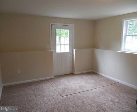 375 Decatur Road Stafford, VA 22554 - Photo 25 of 30 Family Room
