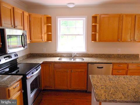 375 Decatur Road Stafford, VA 22554 - Photo 9 of 30 Kitchen