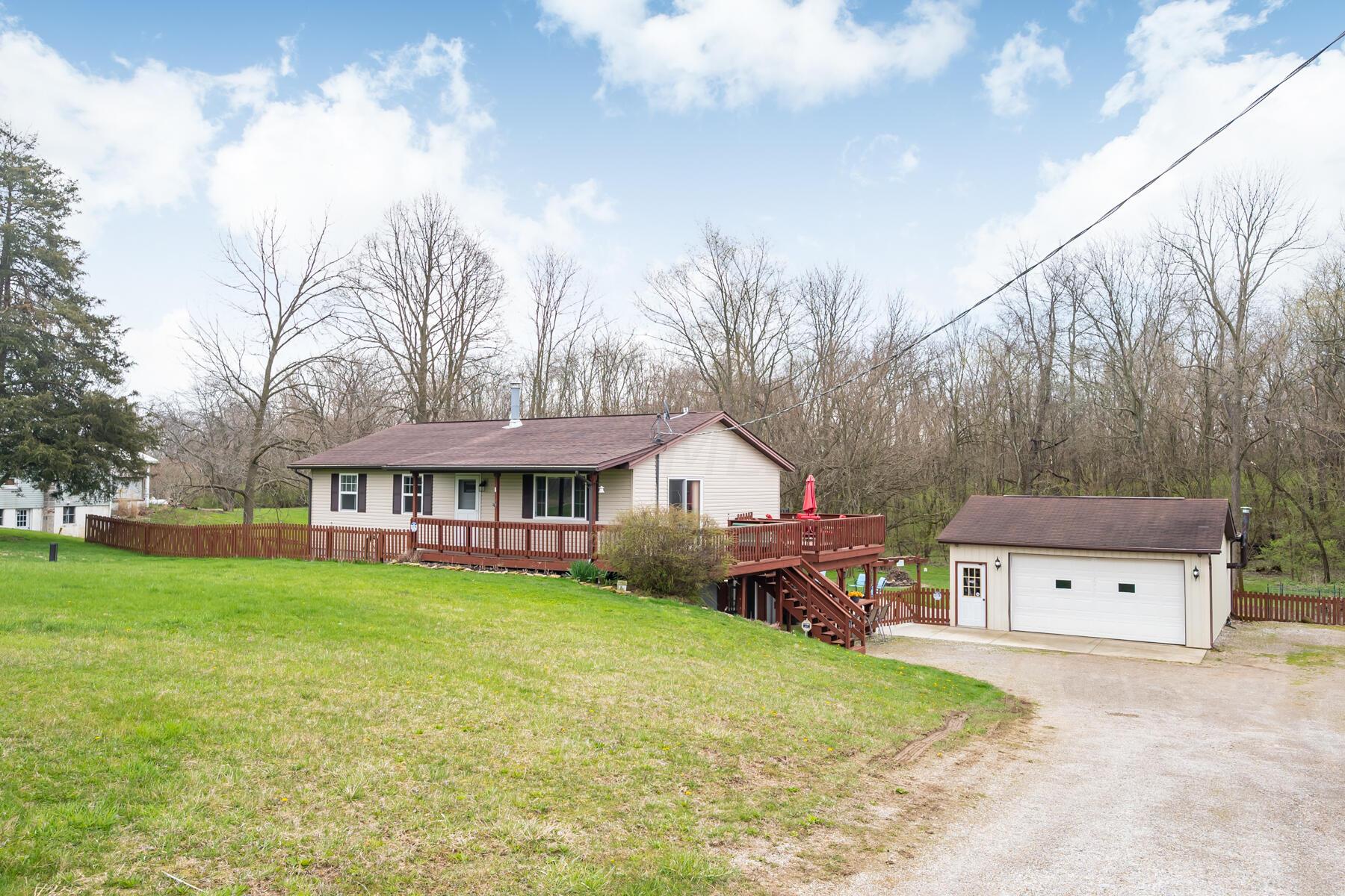 1111 Ostrander Rd-102