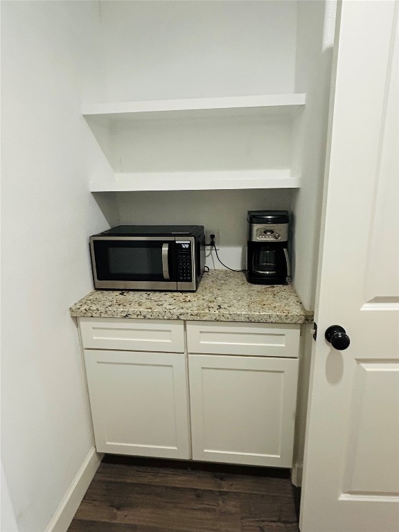 422 Beechwood Loop Hemphill, TX 75948 - Photo 18 of 46 Bar in pantry