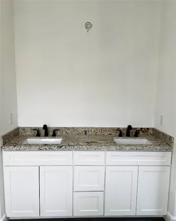 $650,000 | 422 Beechwood Loop, Hemphill, TX 75948