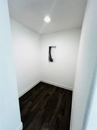 $650,000 | 422 Beechwood Loop, Hemphill, TX 75948