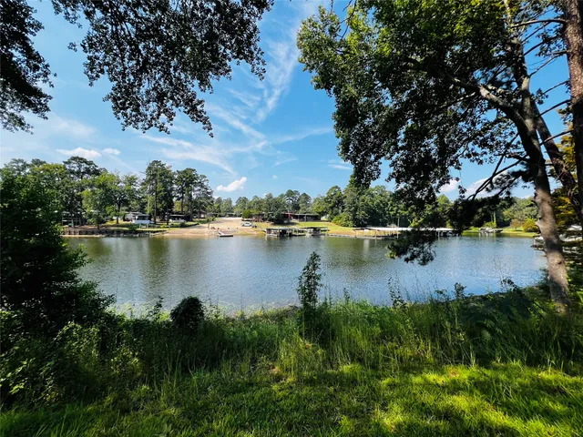 $679,000 | 422 Beechwood Loop, Hemphill, TX 75948