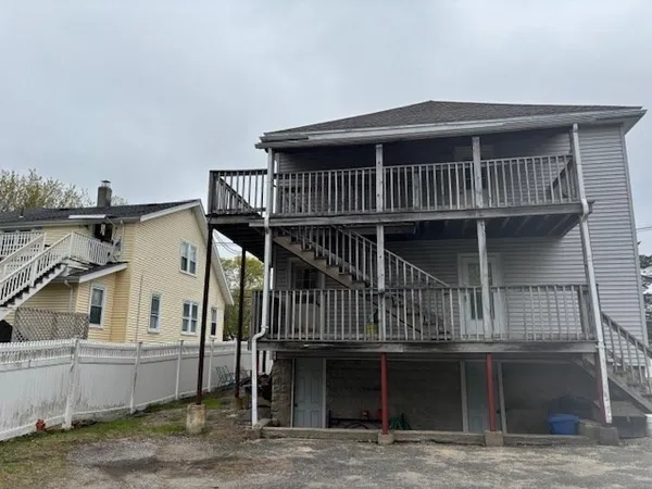 $1,975 | 21 North Warren Street, Unit 2, Woburn, MA 01801