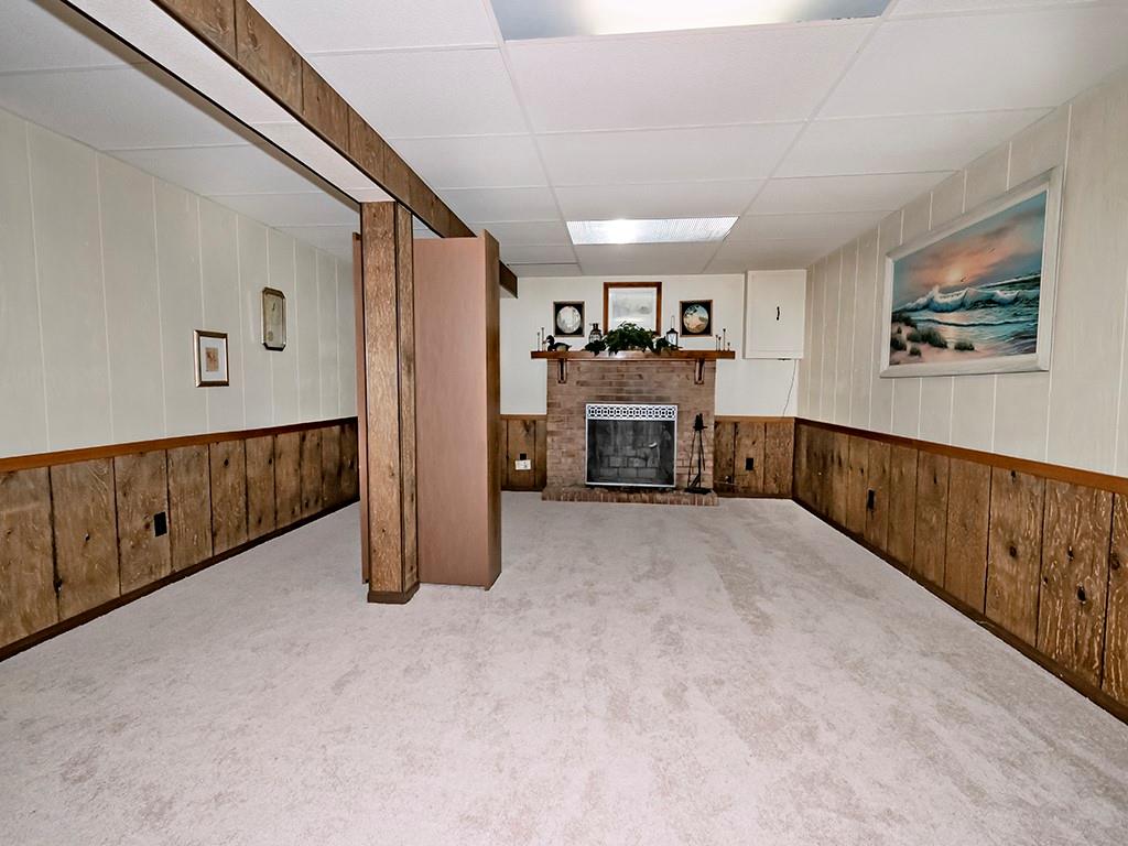2501 Braddock Drive Lower Burrell, PA 15068 - Photo 16 of 22 a view of livingroom with furniture and workspace