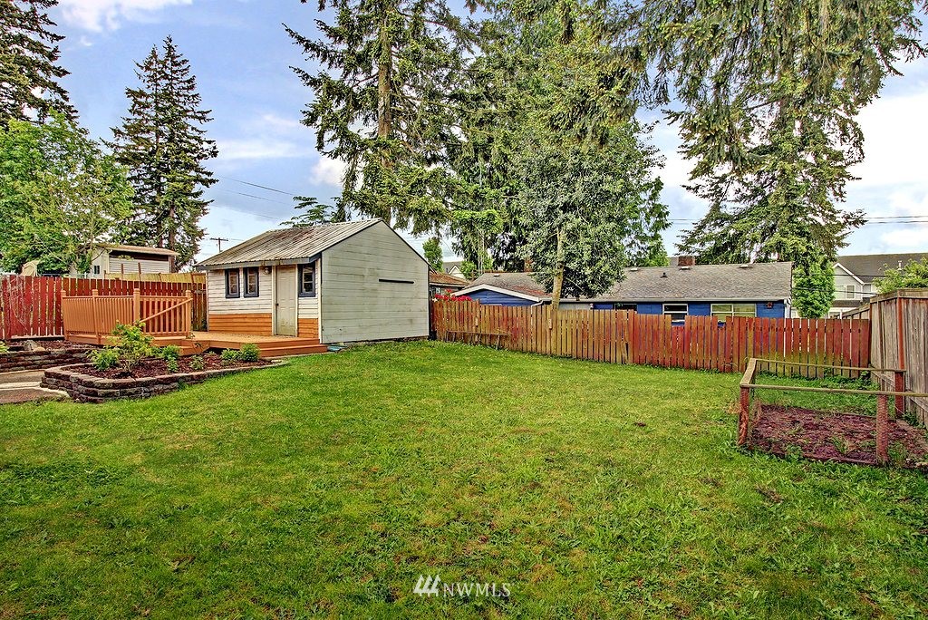 3707 Northeast 6th Place Renton, WA 98056 - Photo 10 of 10