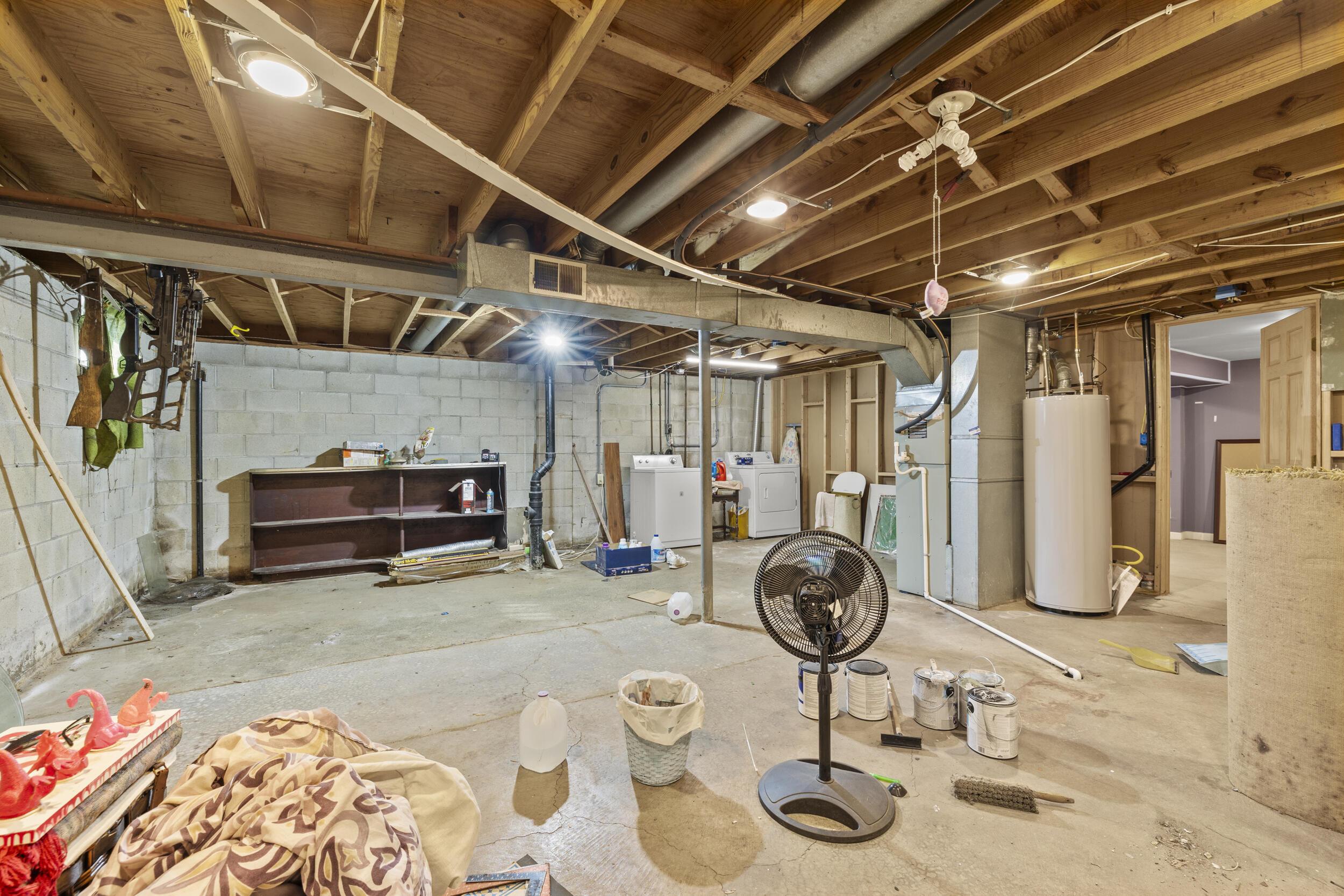 690 Williams Road Columbus, OH 43207 - Photo 18 of 23 18_basement 01