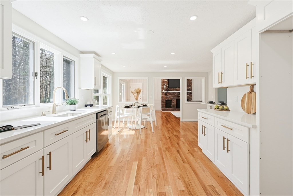 10 Long Ridge Road Acton, MA 01720 - Photo 16 of 36 Gallery Image 16