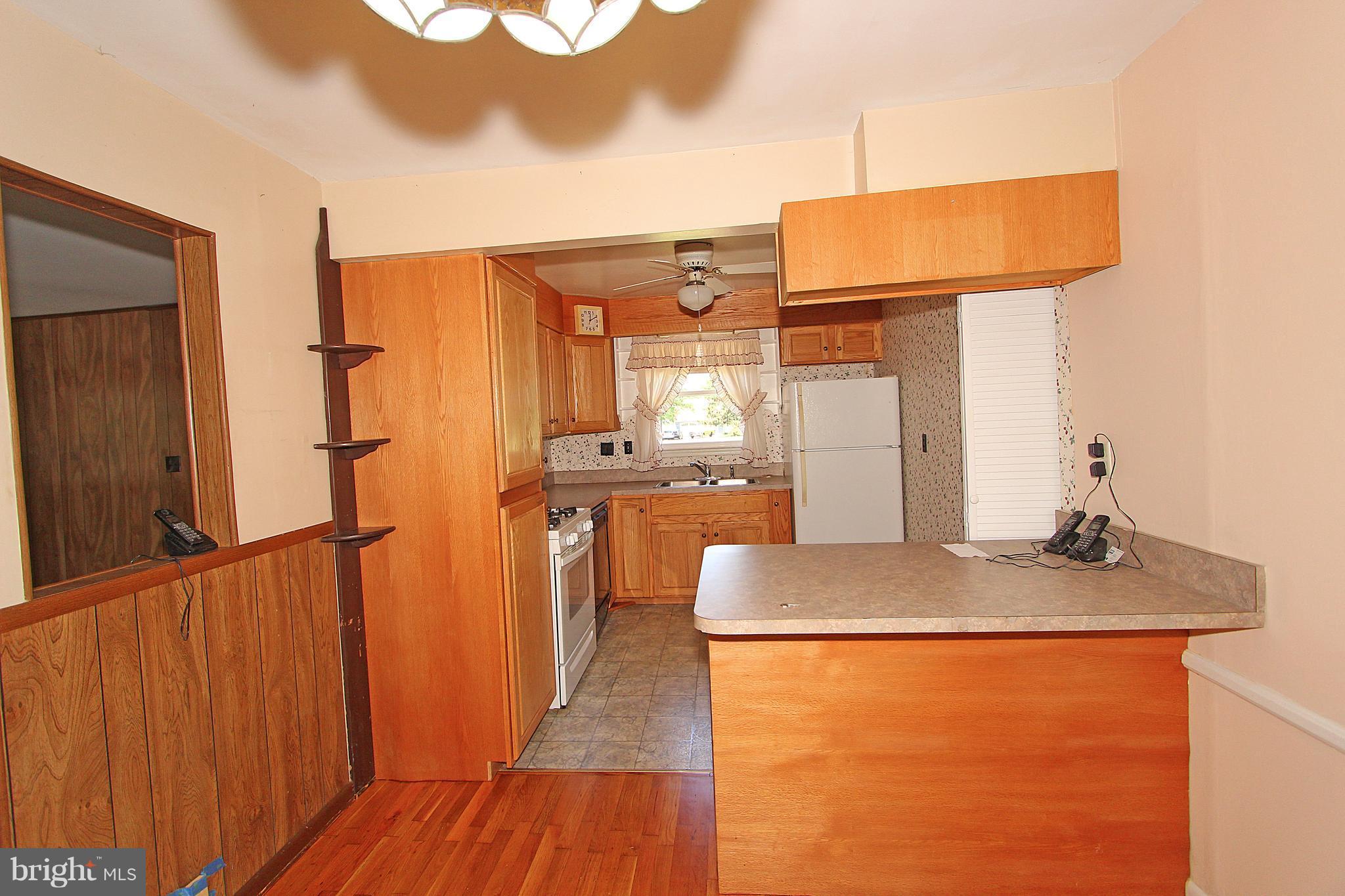 1304 Calvert Road Chester, MD 21619 - Photo 8 of 17 Kitchen