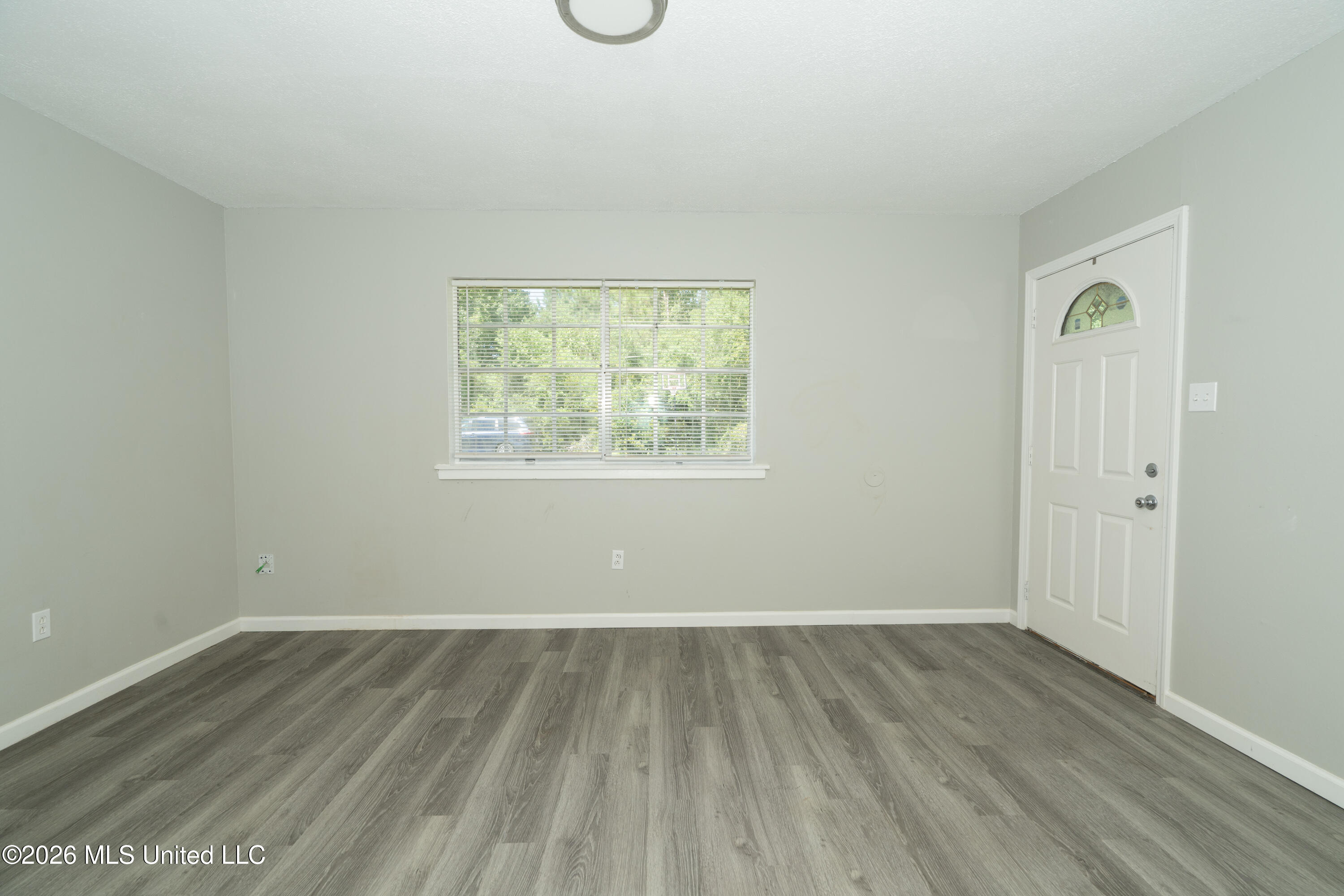 264 Alexander Road, Unit 9 Long Beach, MS 39560 - Photo 2 of 10 264 Alexander Rd Unit 9-04745